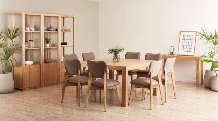 MESA CUADRADA Contemporánea